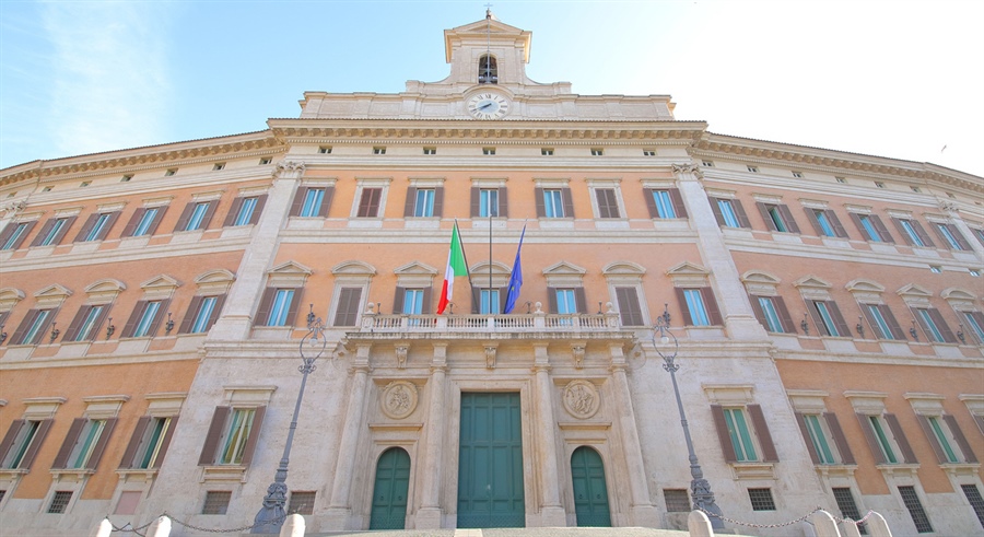 Camera. Proposta di legge in materia di assistenza complementare